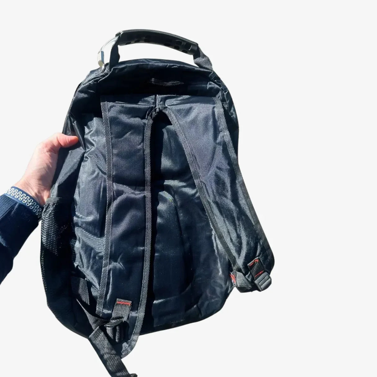 Mochila para Viagem Resistente com Cabo de Aço e Compartimento para Notebook RC9801 - uniescolhas