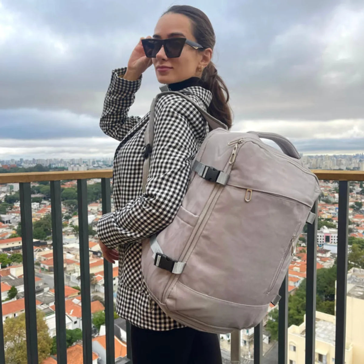 Mochila Expansiva 40L Impermeável para Viagem TravelMax™ - uniescolhas