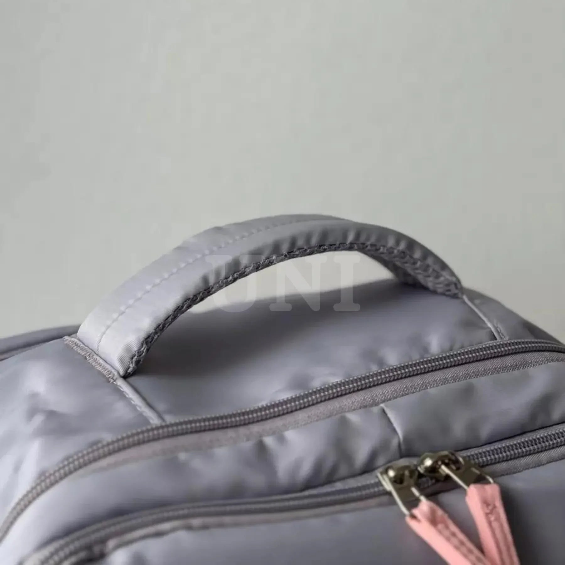 Mochila 40L de Capacidade, Compartimento para Laptop e Porta USB RoyalViolet™ - uniescolhas