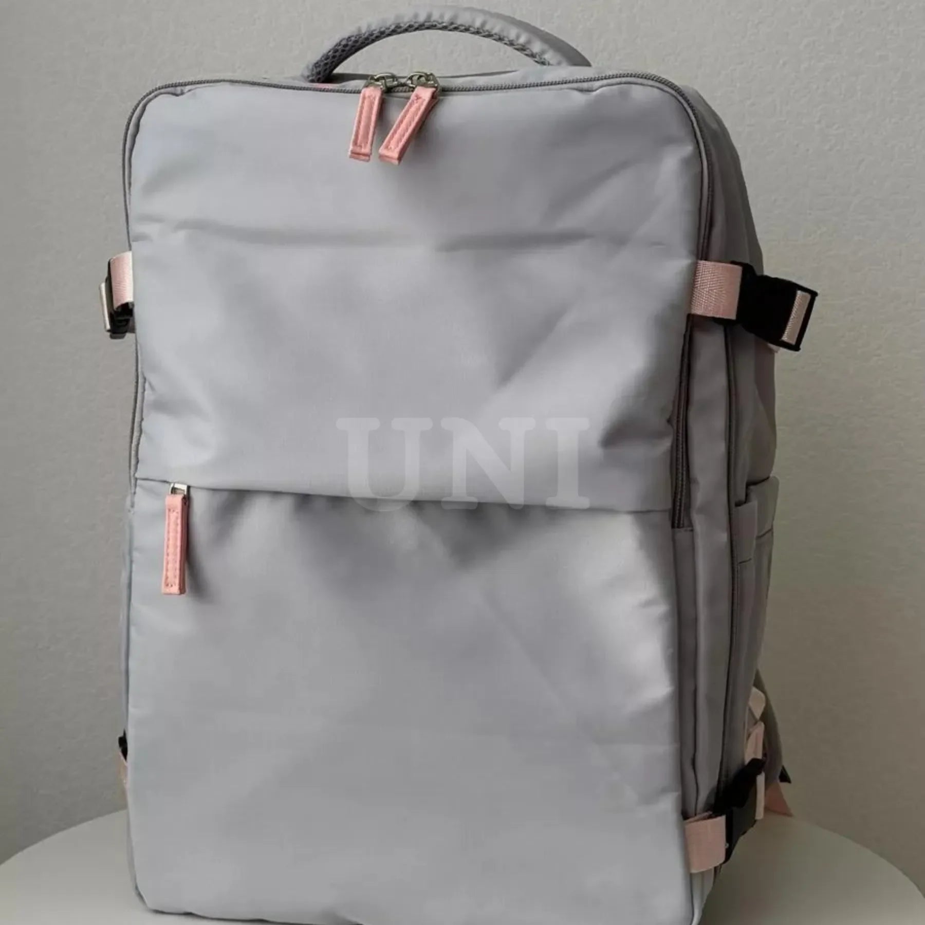 Mochila 40L de Capacidade, Compartimento para Laptop e Porta USB RoyalViolet™ - uniescolhas