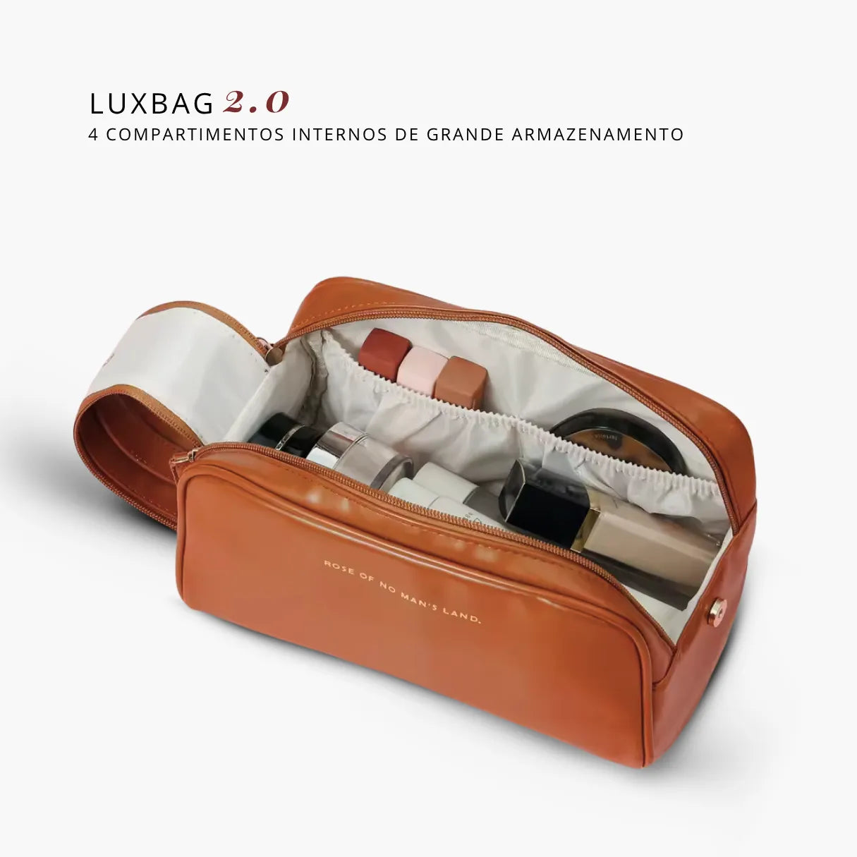 Kit Luxbag com três nécessaires femininas premium em couro ecológico, organizadas juntas para demonstrar os diferentes tamanhos ideais para viagens e rotina diária.