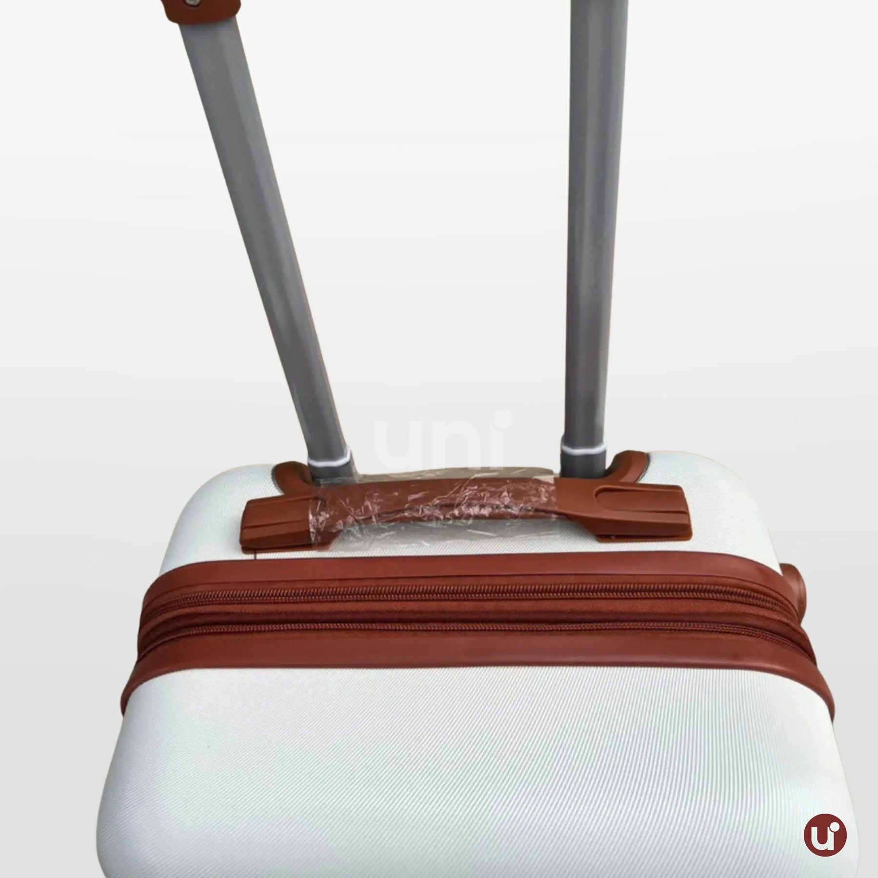 Mala de bordo feminina Novatech em ABS e policarbonato, com design elegante e resistente, ideal para levar na cabine do avião sem despachar.