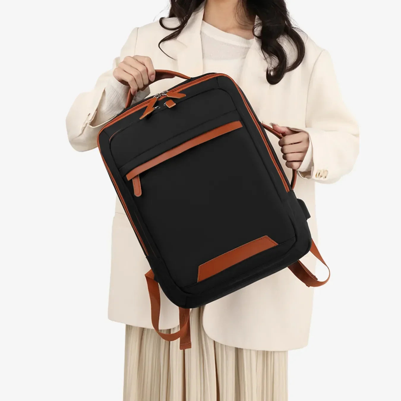 Mochila Feminina Impermeável Para Notebook Com USB Siena - uniescolhas