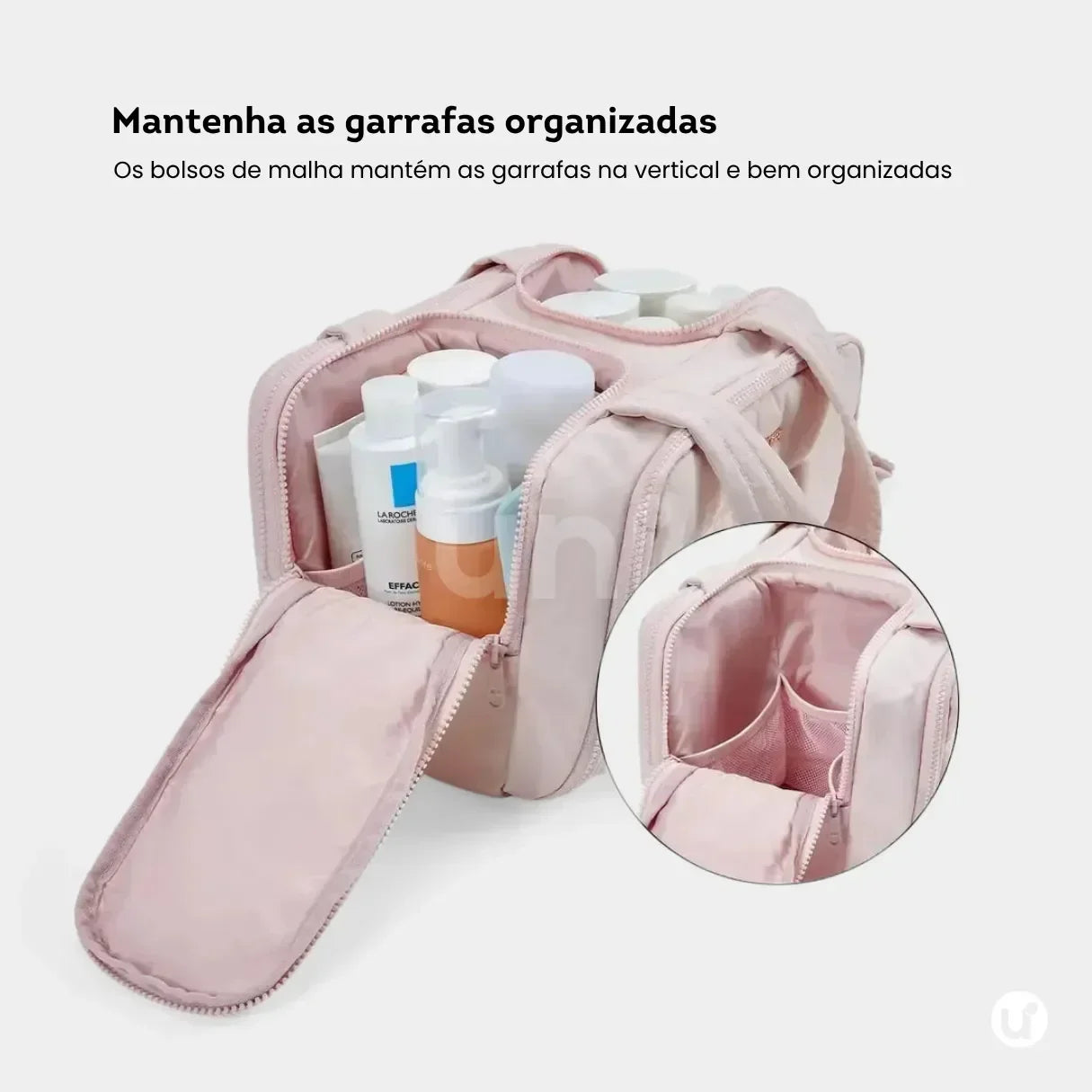 Nécessaire feminina grande CrushBag em tecido impermeável semibrilhante, com design elegante inspirado em nuvens, ideal para organizar itens de viagem com sofisticação.