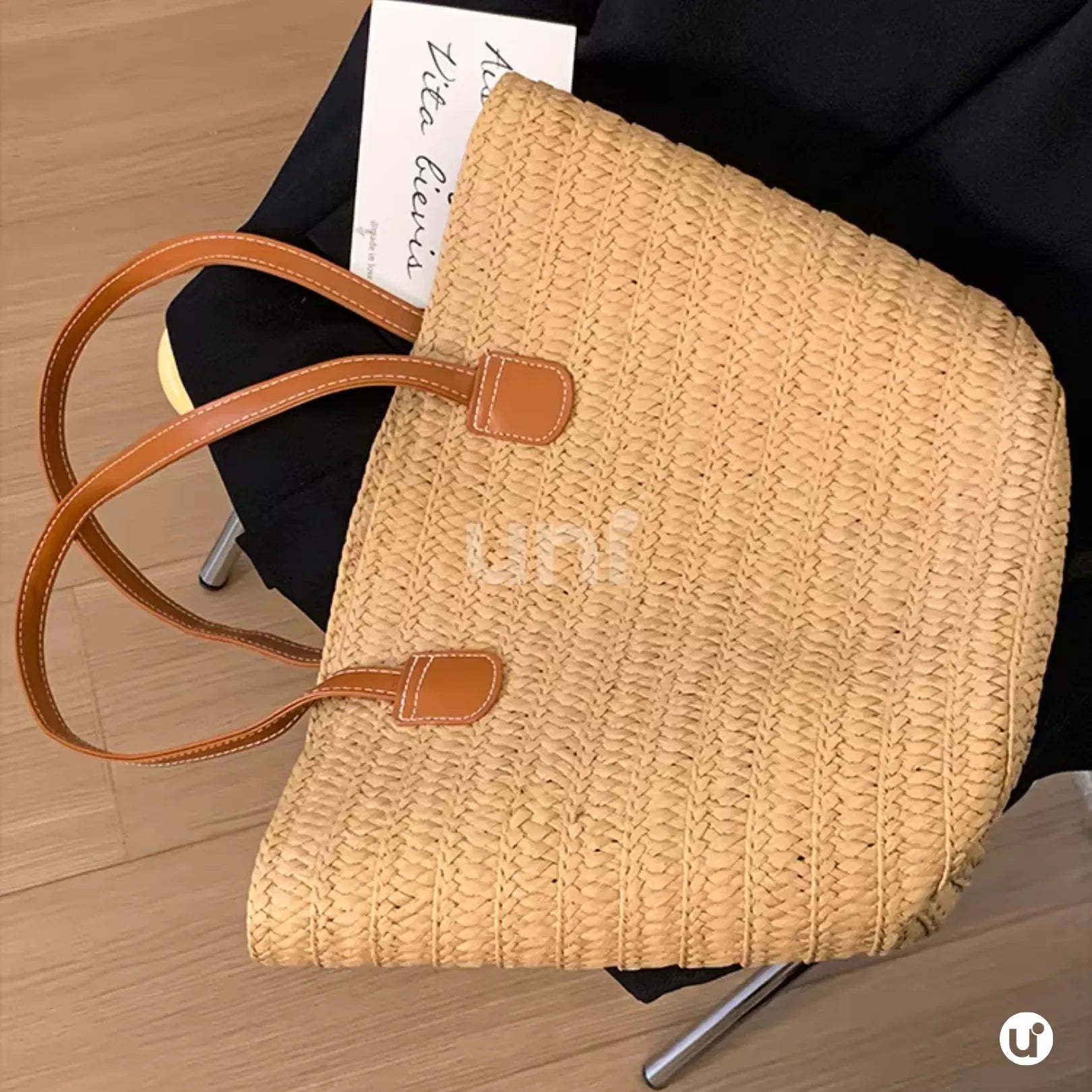 Bolsa de Praia com Zíper e Forro Interno – Espaçosa e Elegante