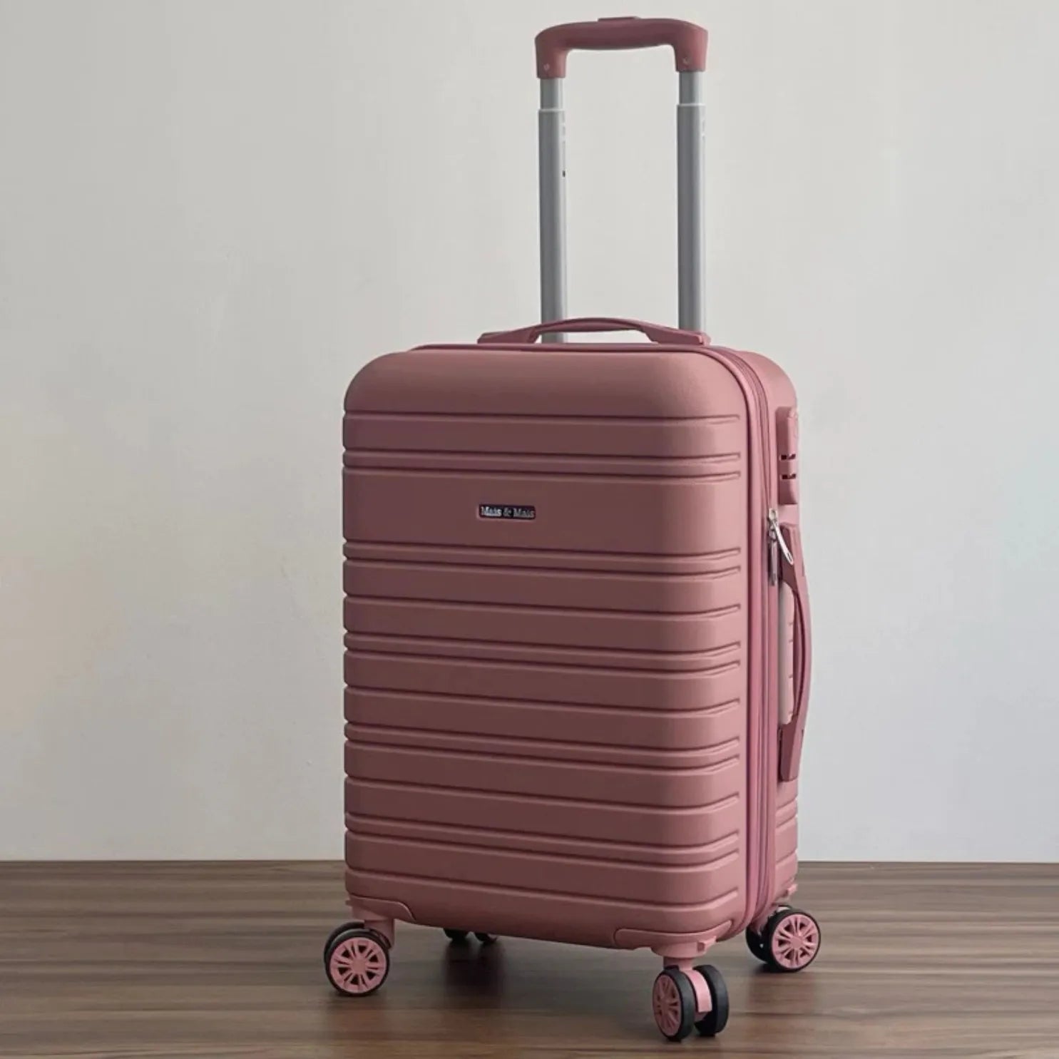 Mala de Bordo Novatech® 17” a 21” Expansível | Leve, Rígida e com Rodas 360°