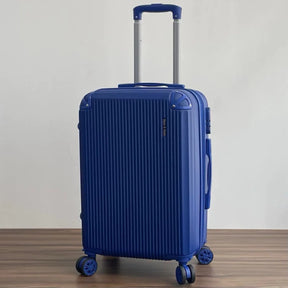 Mala de bordo feminina Novatech em ABS e policarbonato, com design elegante e resistente, ideal para levar na cabine do avião sem despachar.