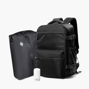 Mochila de viagem feminina e masculina a vácuo Nova BellaJourney em nylon premium, com design moderno e tamanho exato para não pagar taxa de bagagem de mão.