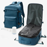 Mochila de viagem feminina e masculina a vácuo Nova BellaJourney em nylon premium, com design moderno e tamanho exato para não pagar taxa de bagagem de mão.
