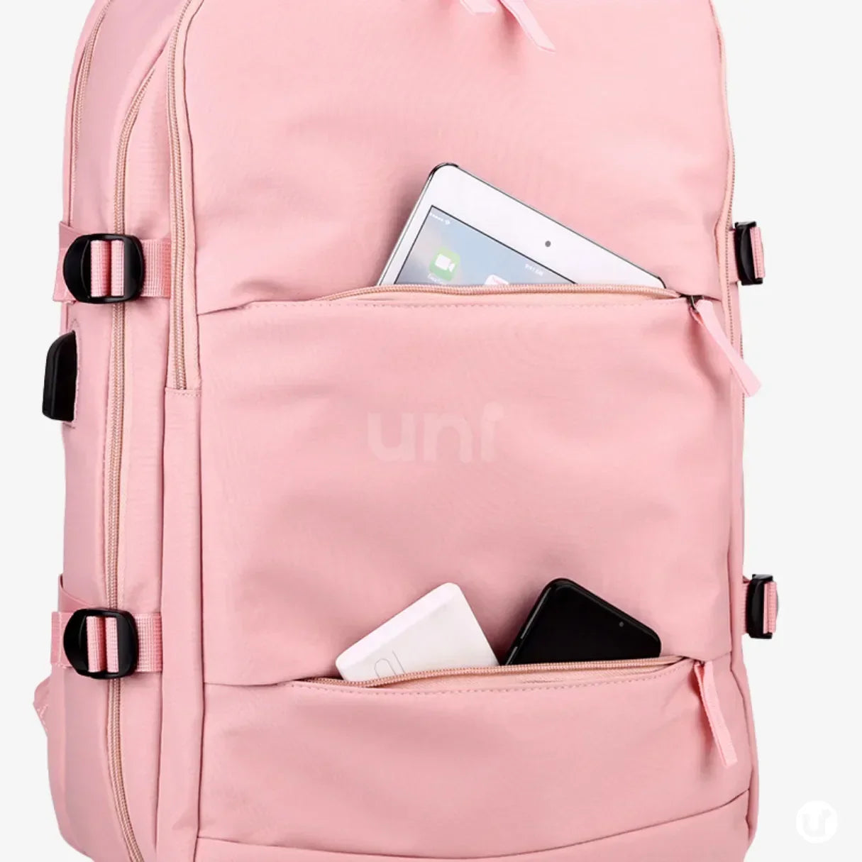 Mochila de viagem feminina BagTravel de 35 litros impermeável, com design moderno e tamanho perfeito para levar como bagagem de mão no avião.