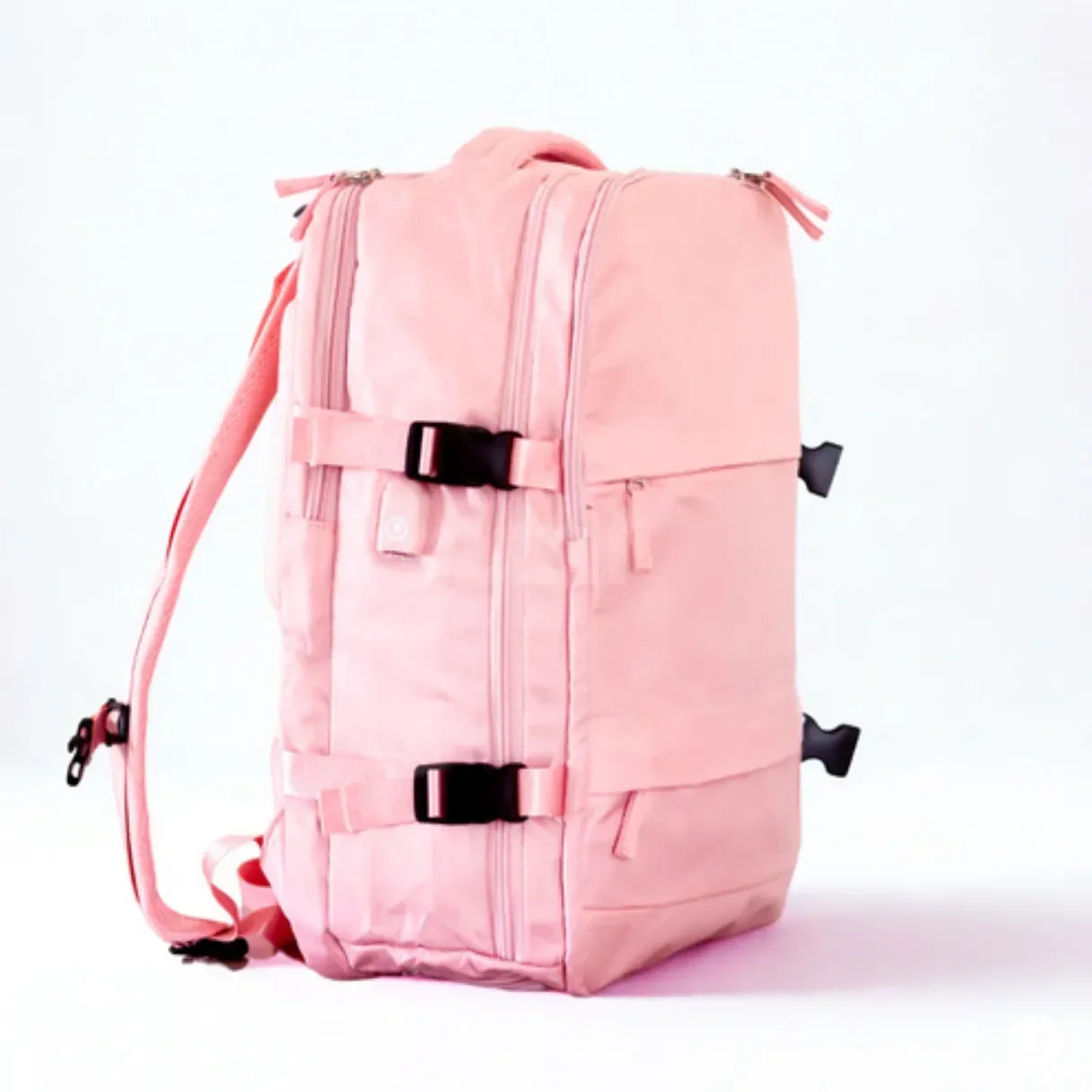 Mochila de viagem feminina BagTravel de 35 litros impermeável, com design moderno e tamanho perfeito para levar como bagagem de mão no avião.