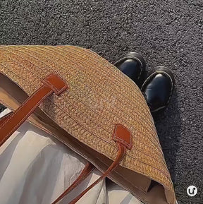 Bolsa de Praia com Zíper e Forro Interno – Espaçosa e Elegante